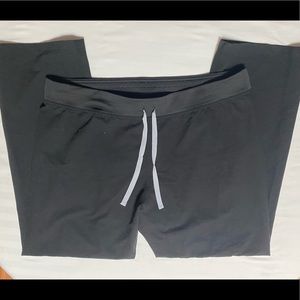 Figs Livingston Basic Scrub Pants- Black